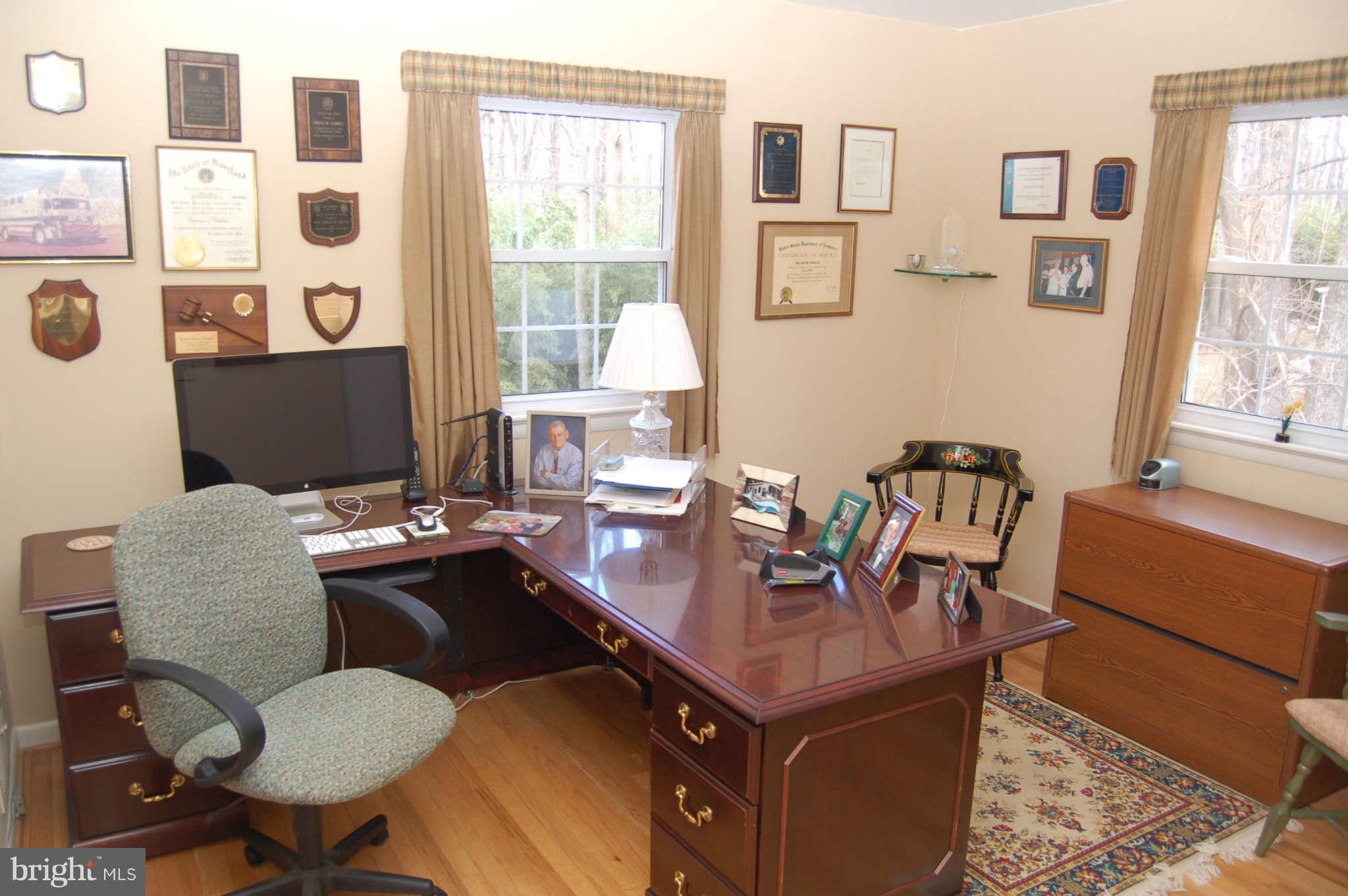 10 Briggs Court Silver Spring, MD 20906 - Photo 26 of 28 Bedroom