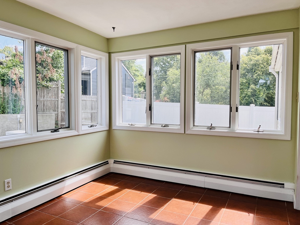 181 Moss Hill Road Boston, MA 02130 - Photo 7 of 21