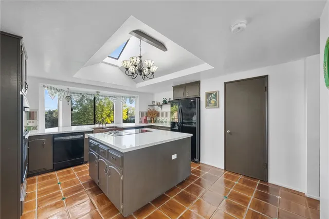 $1,399,000 | 1650 Winterwarm Drive, Fallbrook, CA 92028