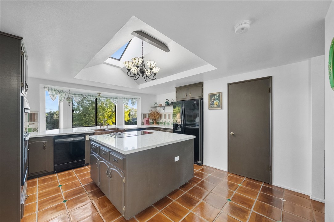 1650 Winterwarm Drive Fallbrook, CA 92028 - Photo 19 of 72