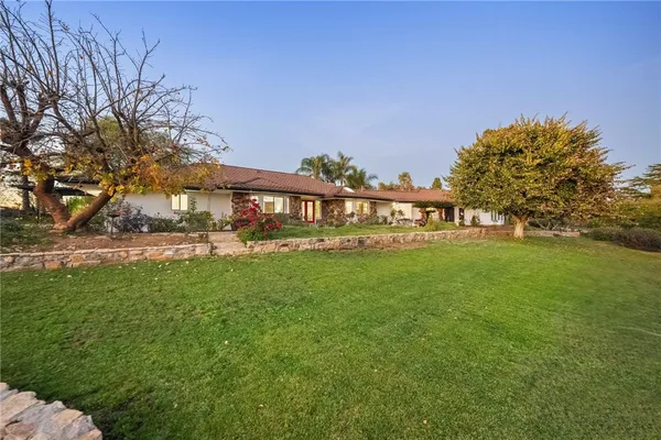 $1,300,000 | 1650 Winterwarm Drive, Fallbrook, CA 92028