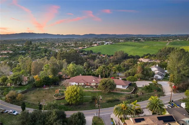 $1,399,000 | 1650 Winterwarm Drive, Fallbrook, CA 92028
