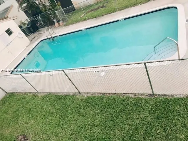 $1,900 | 160 Northwest 60th Avenue, Unit 63, Margate, FL 33063