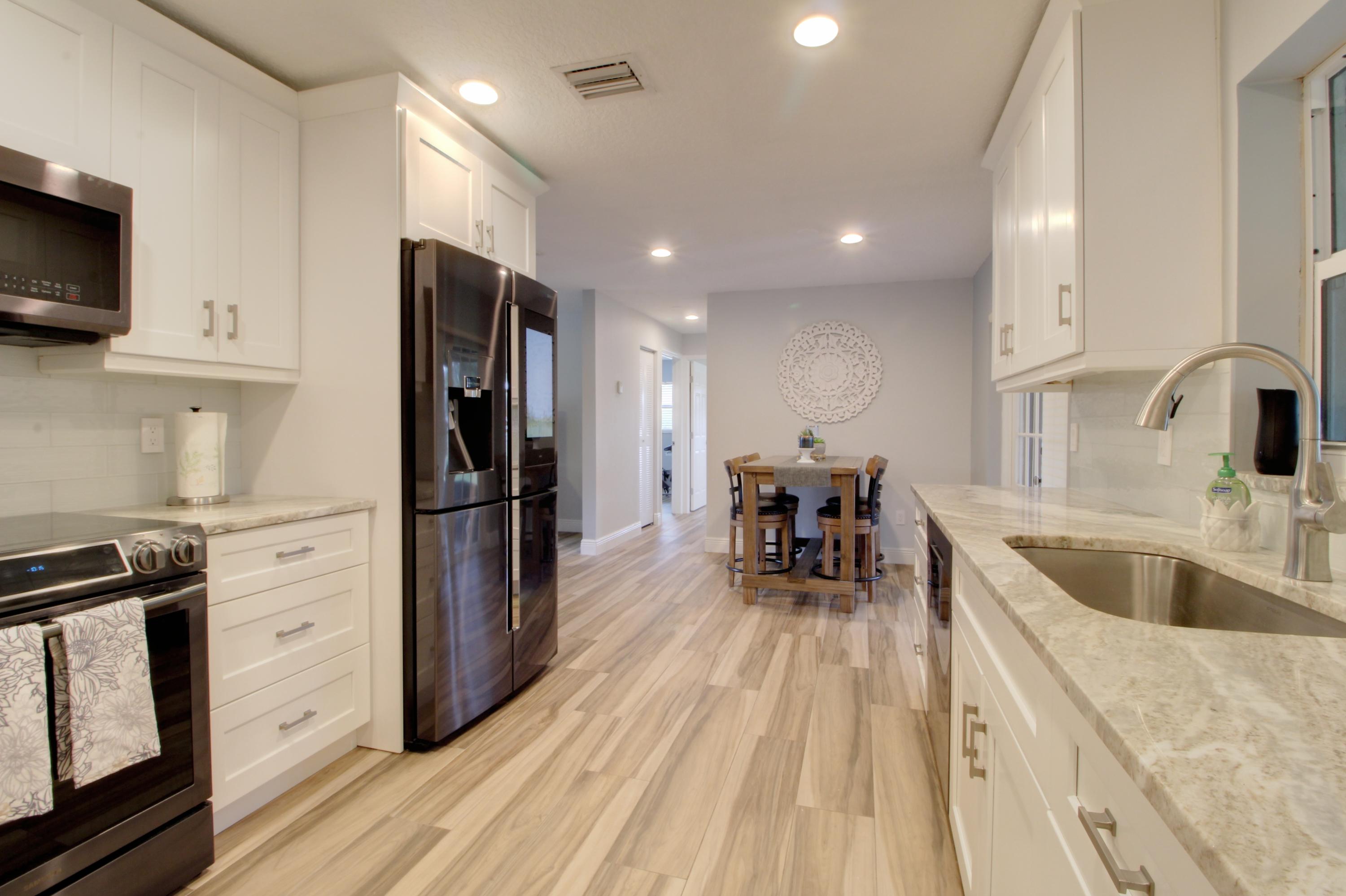 5282 2nd Road Lake Worth, FL 33467 - Photo 2 of 4 IMG_0948_49_50_Fusion-Interior