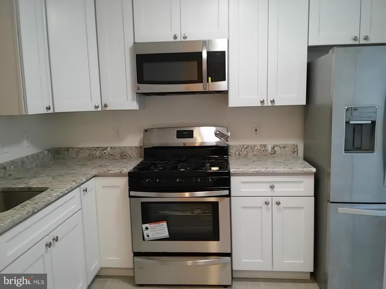 13571 Ruddy Duck Road Clifton, VA 20124 - Photo 8 of 22 Kitchen