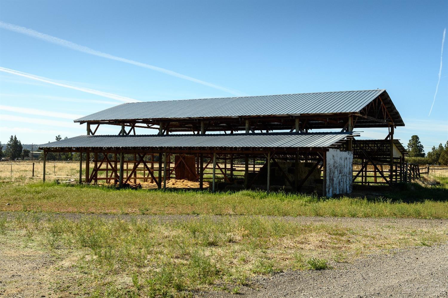 20250 Marsh Road Bend, OR 97703 - Photo 6 of 24 Additional Photo