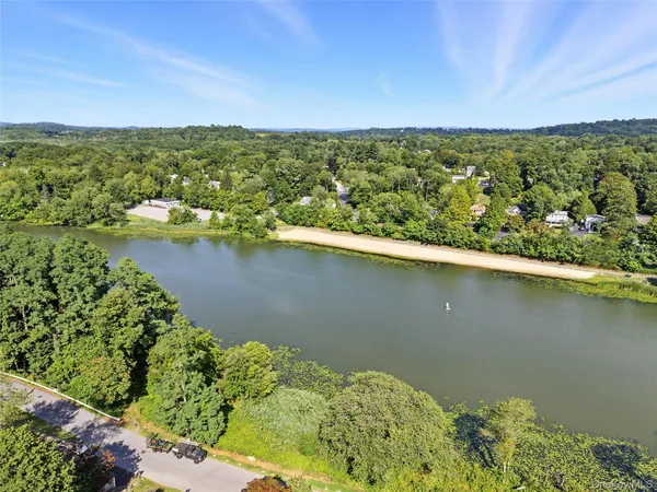 $680,000 | 221 Locust Road, Yorktown Heights, NY 10598