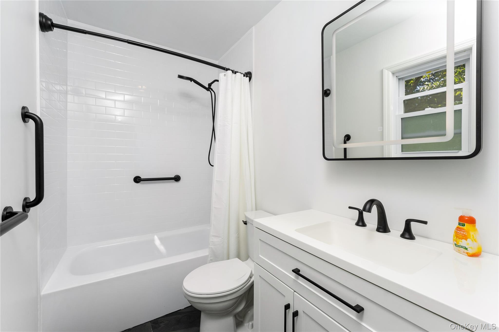 4 Acacia Road Rocky Point, NY 11778 - Photo 21 of 47 Gallery Image 21