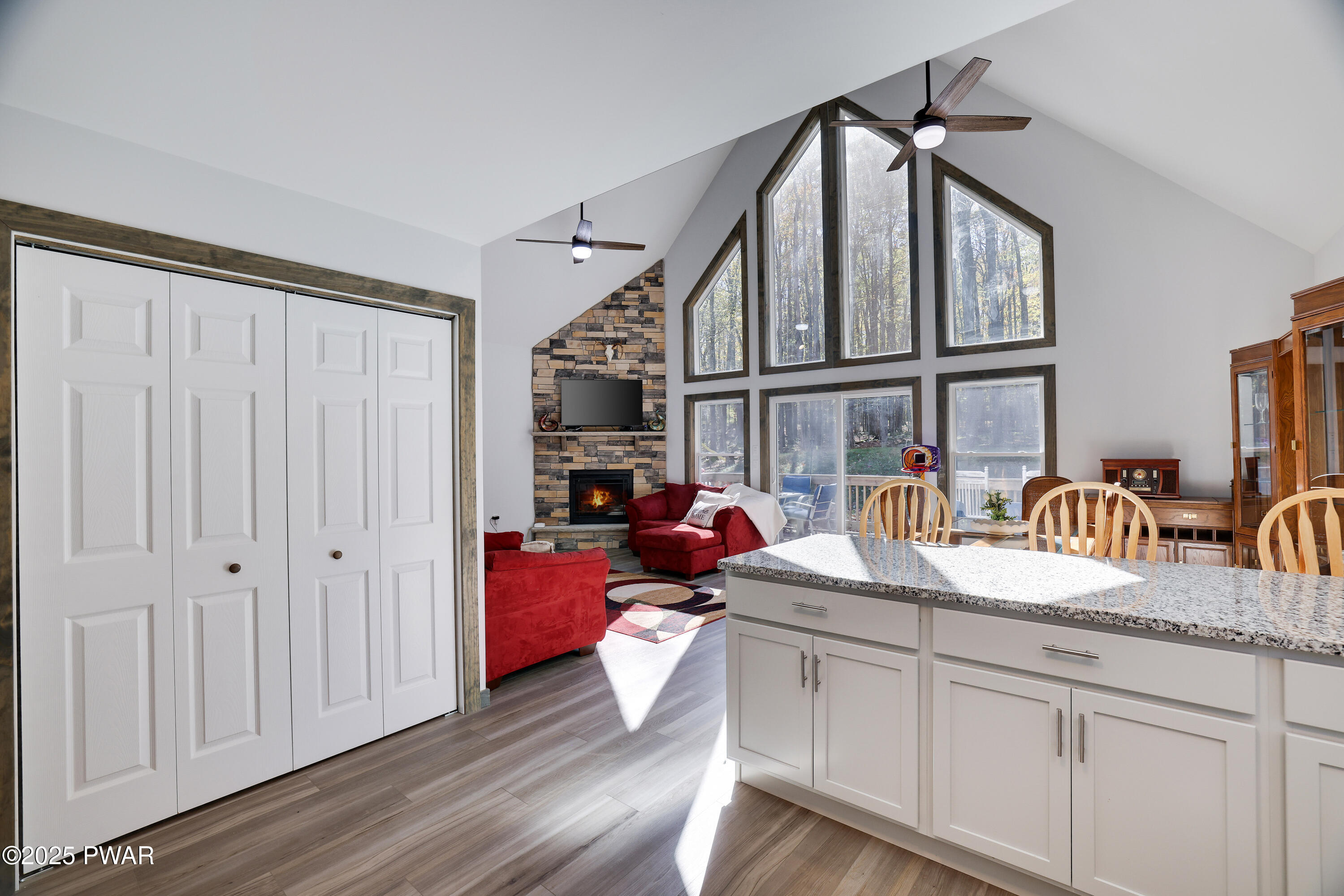 1121 Cobblewood Road Newfoundland, PA 18445 - Photo 8 of 37