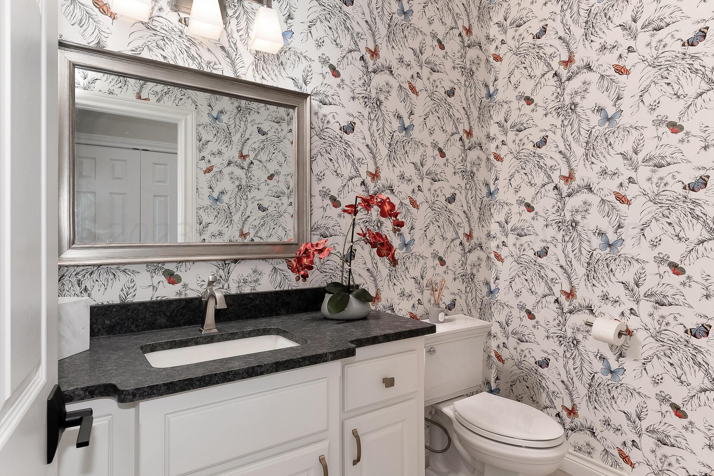 5907 Aberdeen Parkway Amarillo, TX 79119 - Photo 34 of 46 034_Powder Room