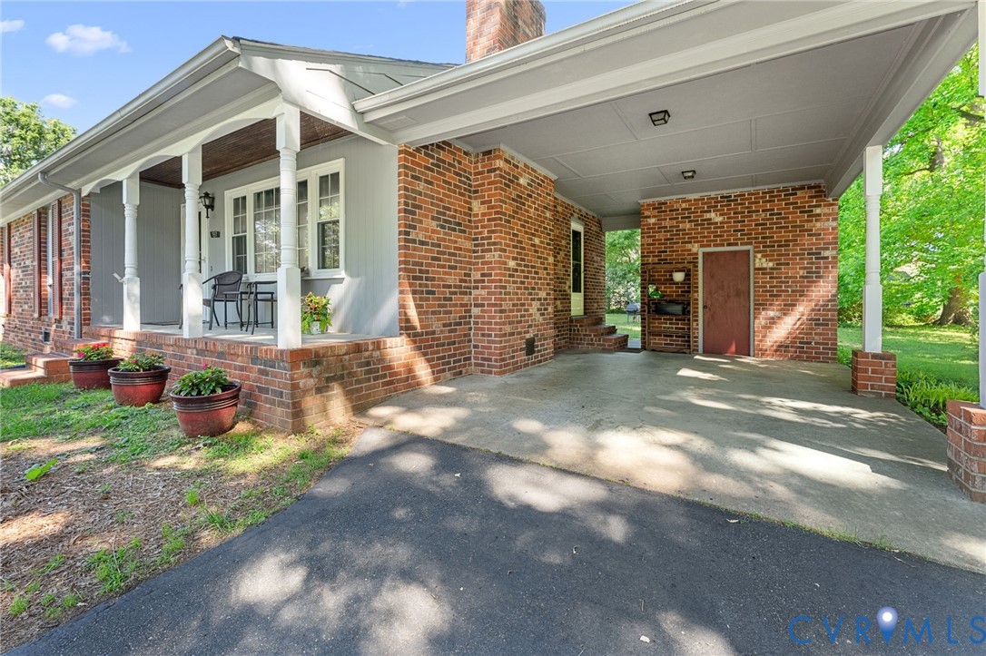 197 Bruce Road Tappahannock, VA 22560 - Photo 2 of 23