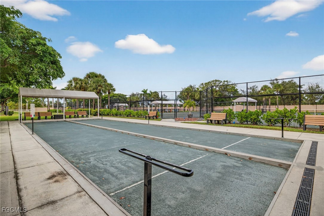 14081 Brant Point Circle, Unit 5403 Fort Myers, FL 33919 - Photo 30 of 41 a view of a basketball court