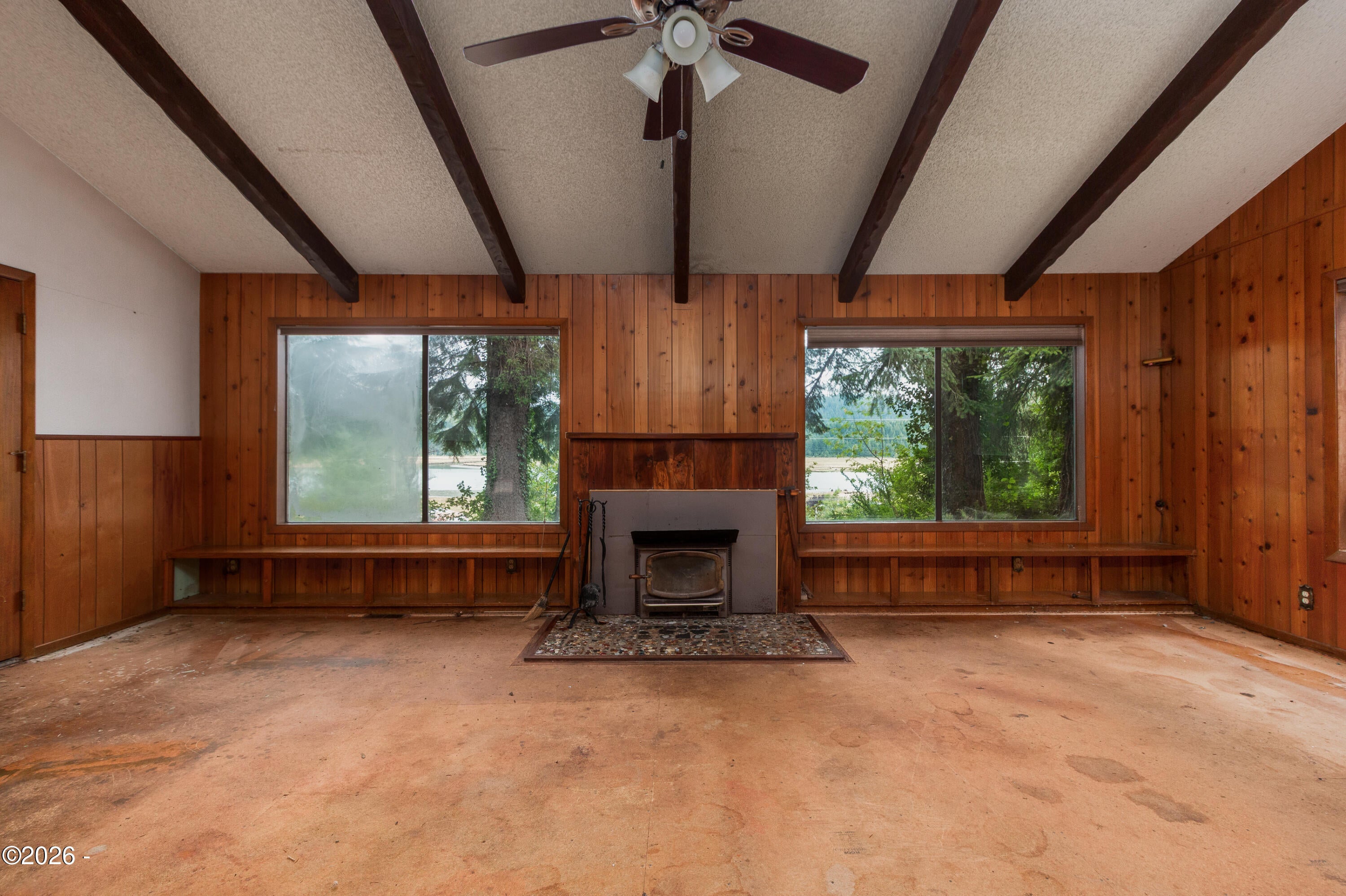 82 East Rainbow Road Waldport, OR 97394 - Photo 14 of 35 Gallery Image 14