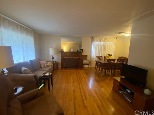 6625 Shadygrove Street Tujunga, CA 91042 - Photo 7 of 25