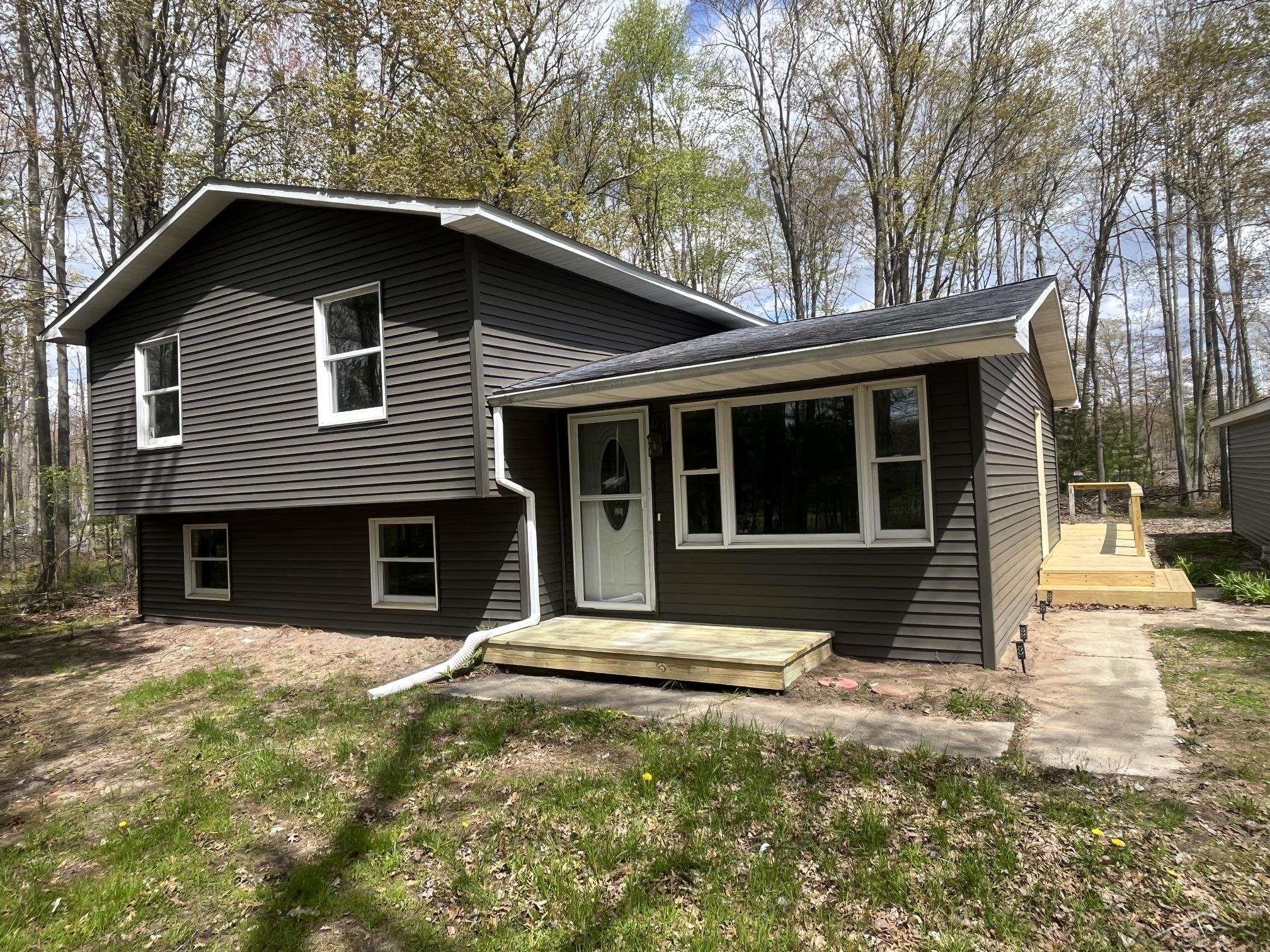 219 South 9 Mile Road Midland, MI 48640 - Photo 2 of 48