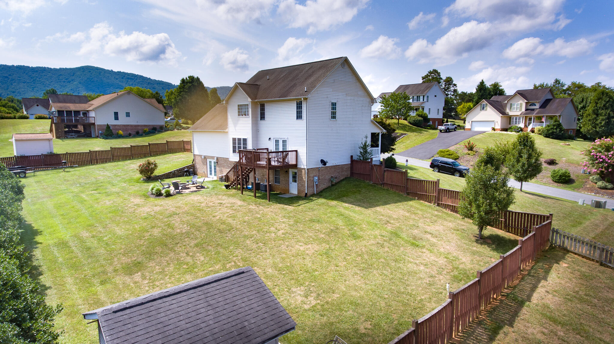58 Eagle Ridge Roanoke, VA 24012 - Photo 2 of 51 Beautiful Mountain Views!\