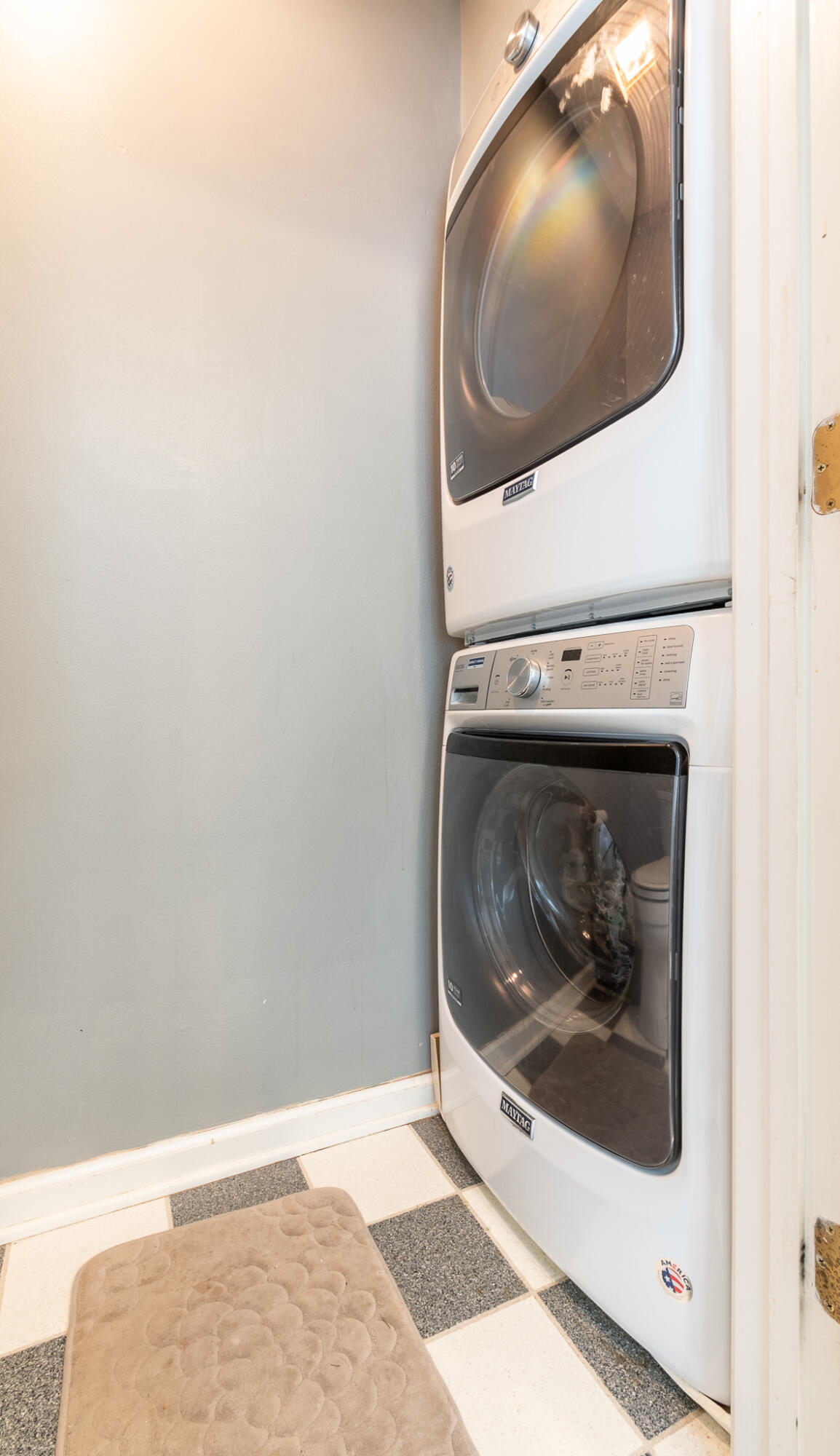 58 Eagle Ridge Roanoke, VA 24012 - Photo 36 of 51 Laundry