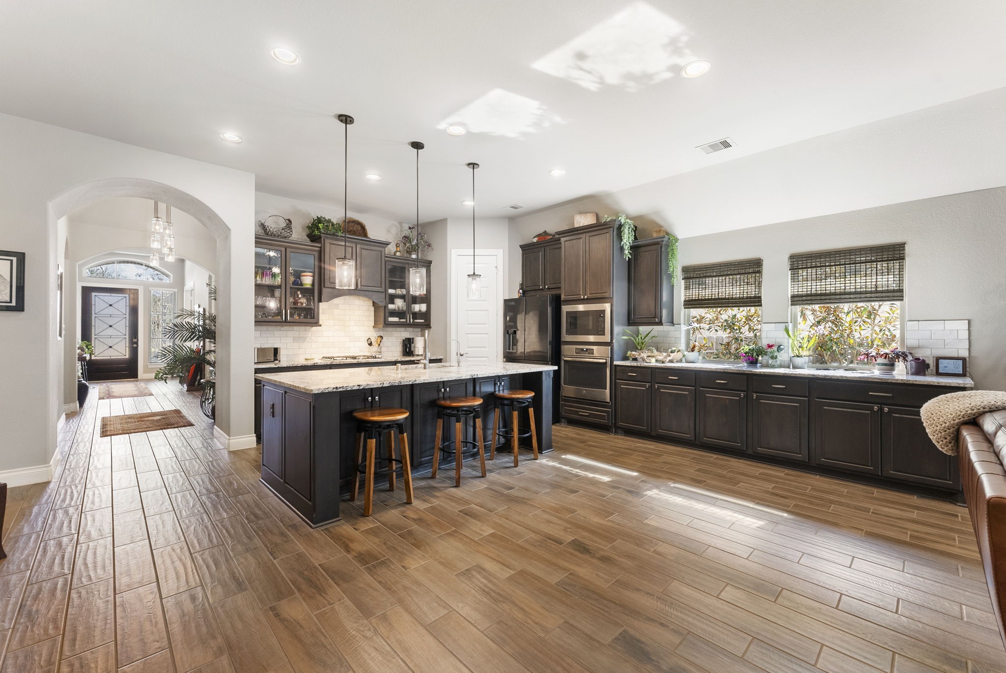 143 Trillium Park Loop Conroe, TX 77304 - Photo 6 of 33