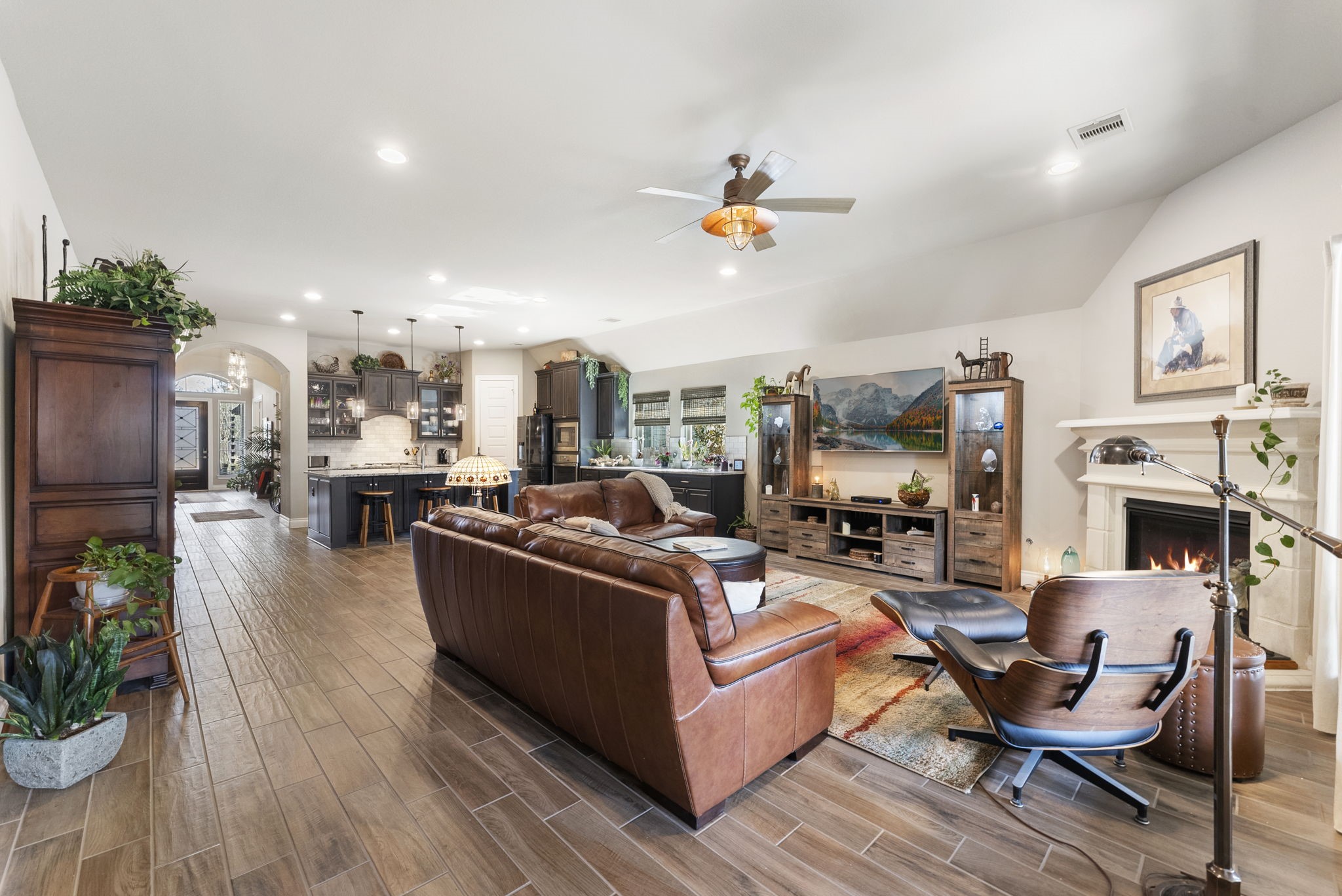 143 Trillium Park Loop Conroe, TX 77304 - Photo 7 of 33