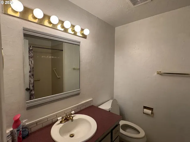 $439,000 | 2268 9th Street, Springfield, OR 97477