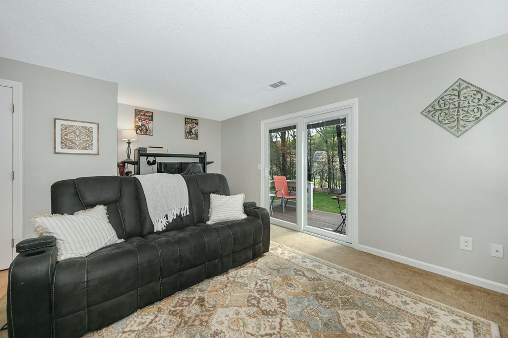 105 Maple Brook Road, Unit 105 Bellingham, MA 02019 - Photo 8 of 40 Gallery Image 8