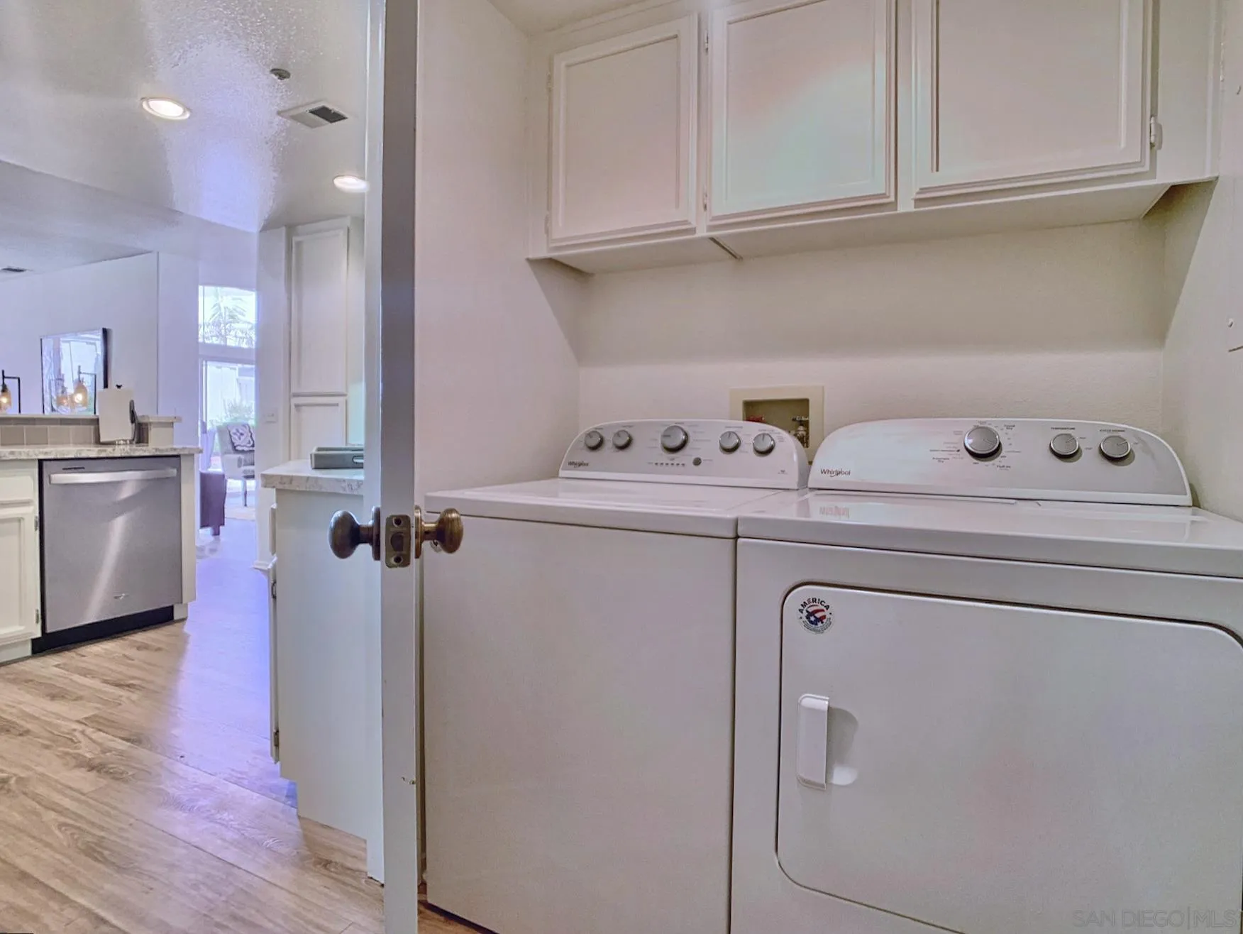 1827 Key Largo Road Vista, CA 92081 - Photo 18 of 46 Gallery Image 18