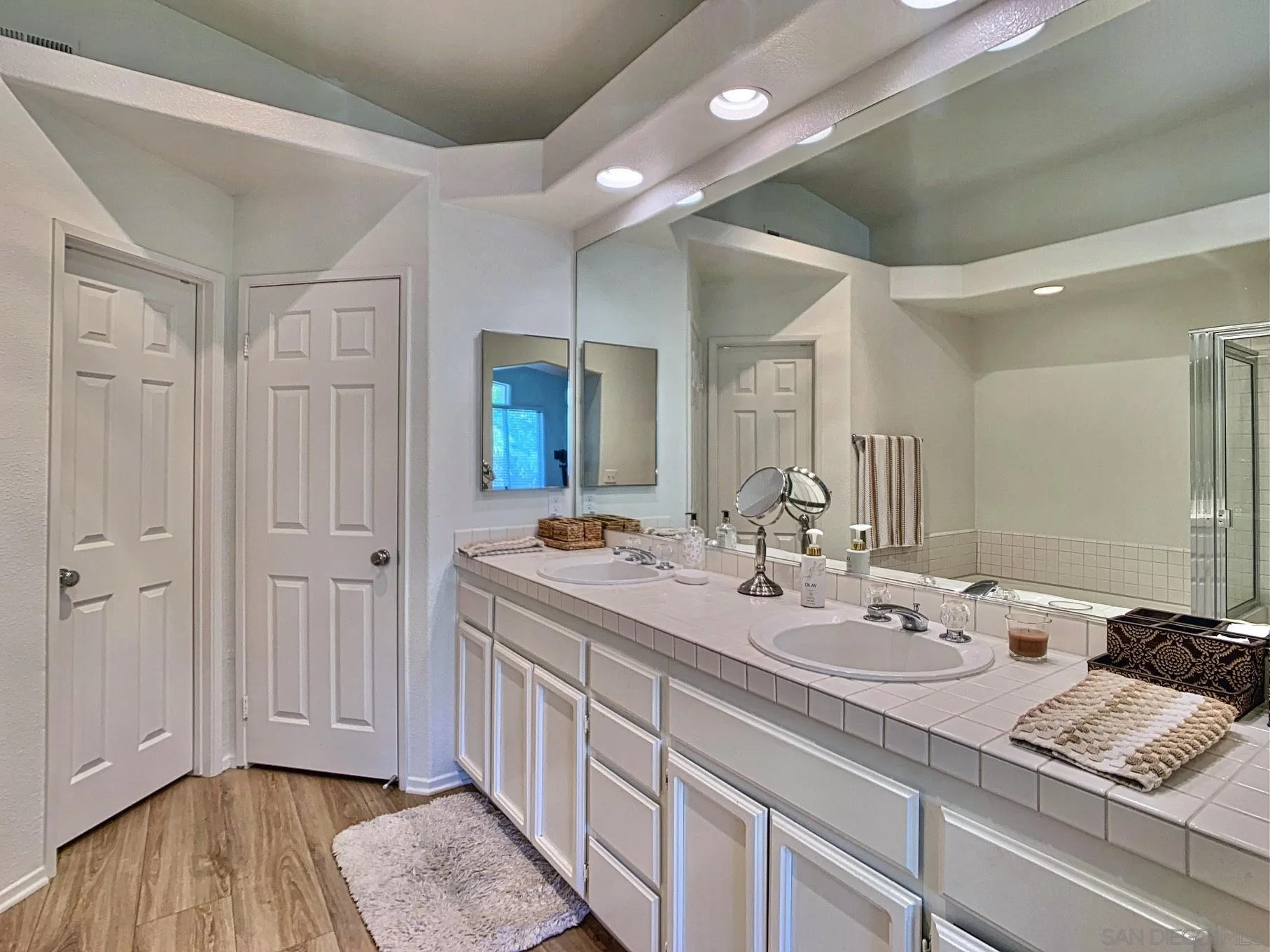 1827 Key Largo Road Vista, CA 92081 - Photo 24 of 46 Gallery Image 24