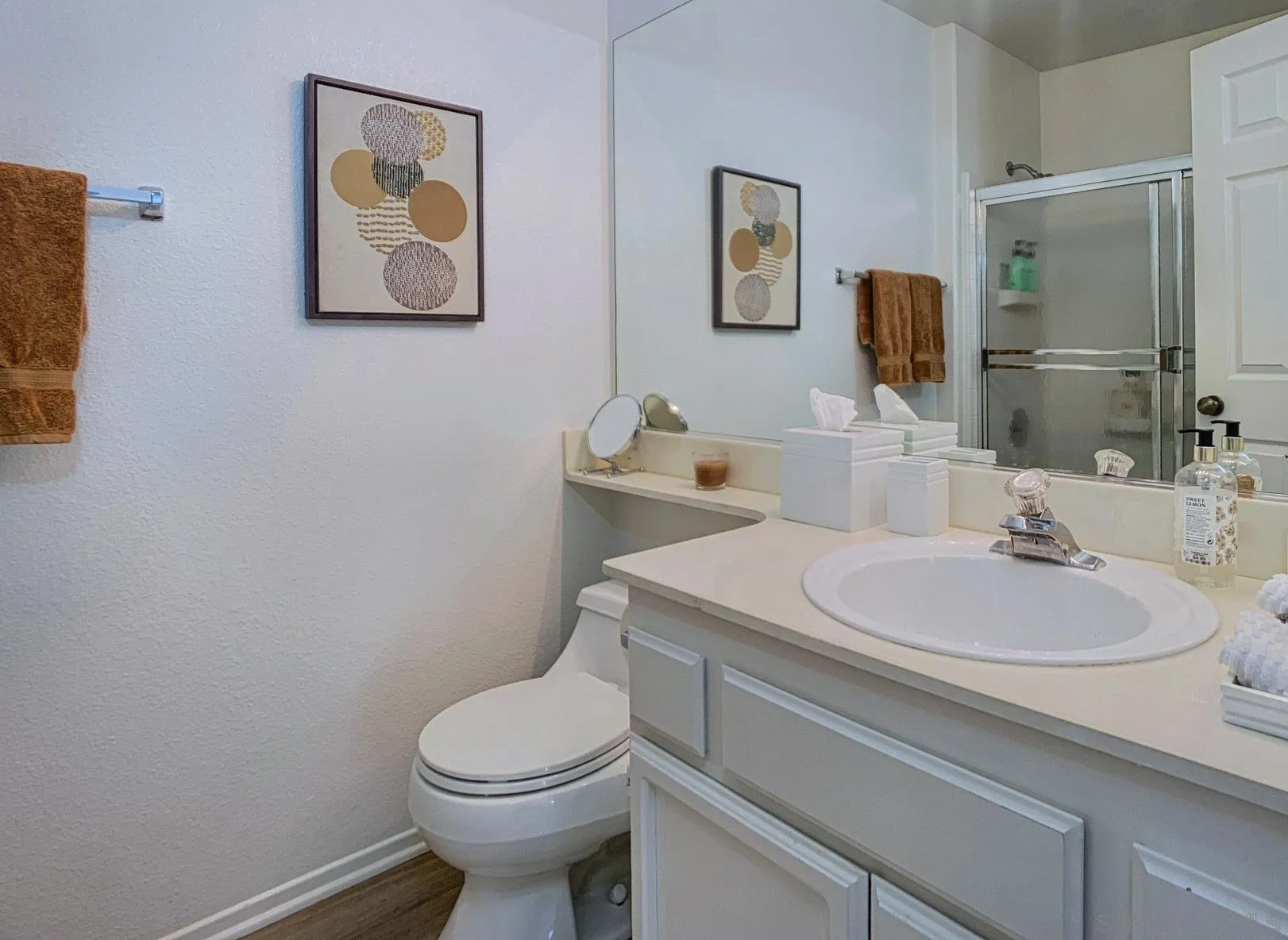 1827 Key Largo Road Vista, CA 92081 - Photo 32 of 46 Gallery Image 32