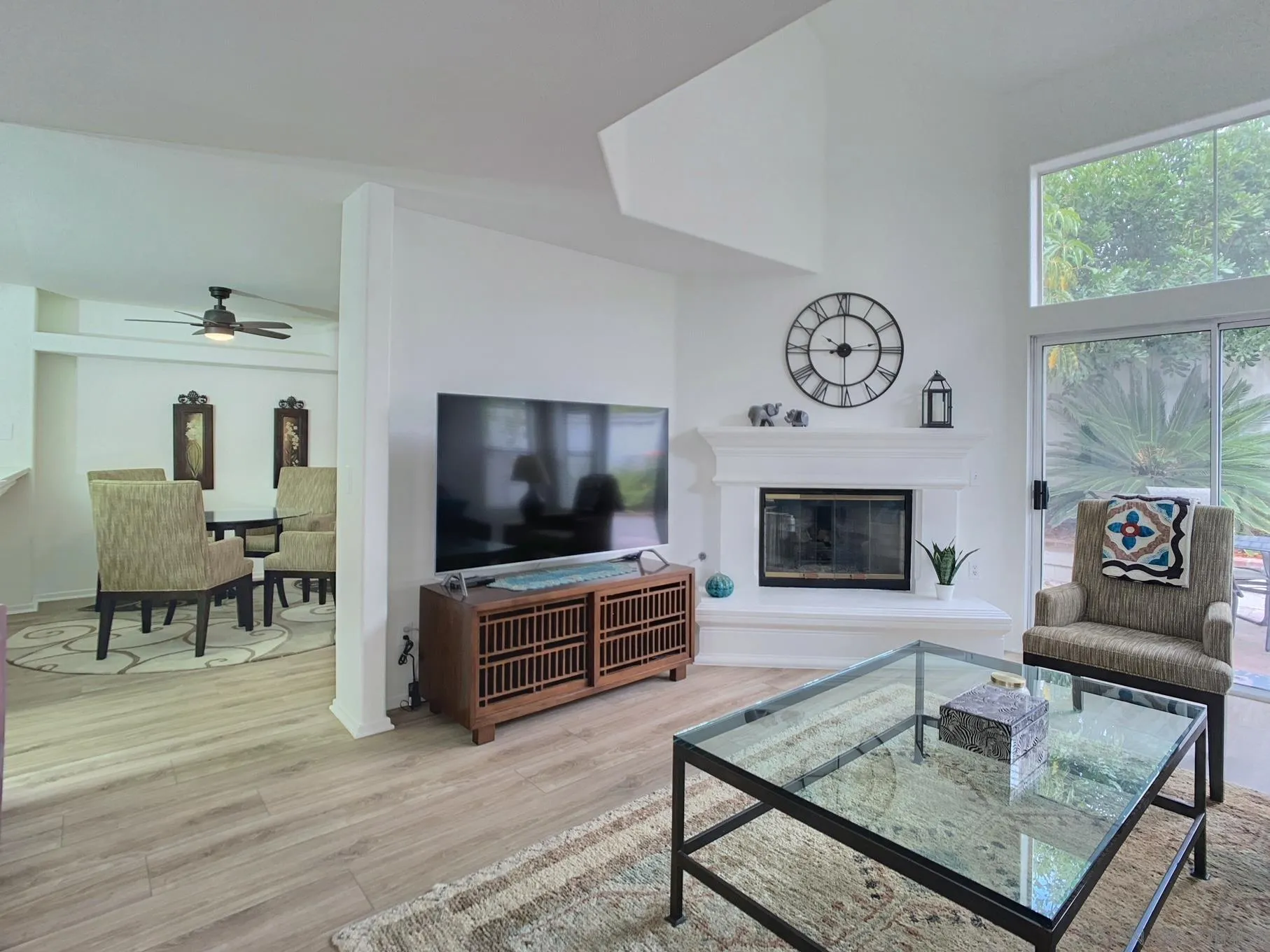 1827 Key Largo Road Vista, CA 92081 - Photo 5 of 46 Gallery Image 5