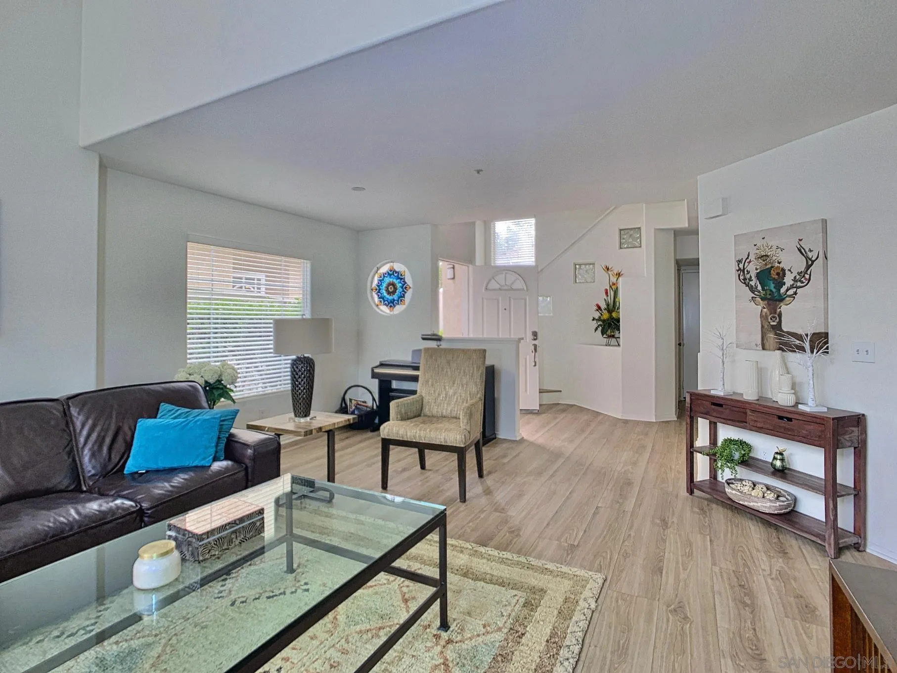 1827 Key Largo Road Vista, CA 92081 - Photo 7 of 46 Gallery Image 7