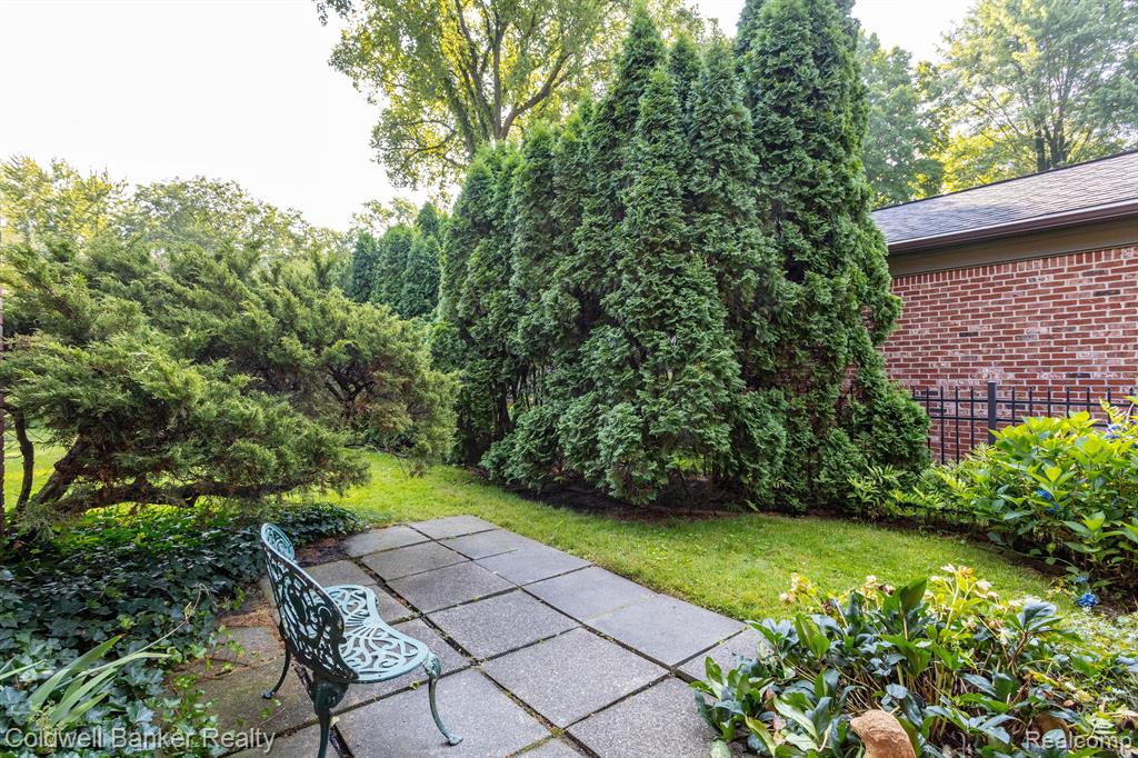 868 Whittier Road Grosse Pointe Park, MI 48230 - Photo 4 of 48