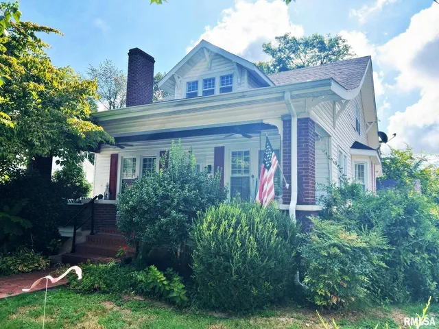 $239,900 | 610 Metropolis Street, Metropolis, IL 62960