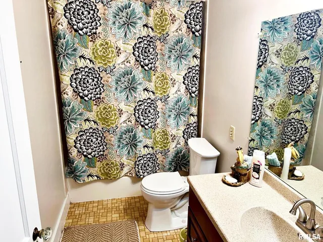 $239,900 | 610 Metropolis Street, Metropolis, IL 62960