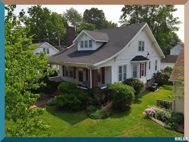 $239,900 | 610 Metropolis Street, Metropolis, IL 62960