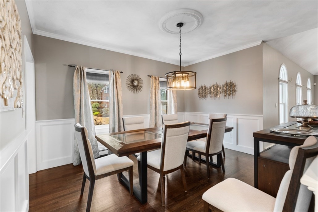 31 Zachary Lane Reading, MA 01867 - Photo 15 of 36