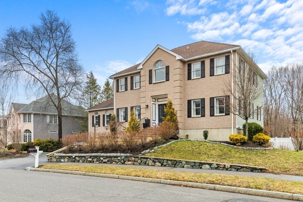 31 Zachary Lane Reading, MA 01867 - Photo 2 of 36