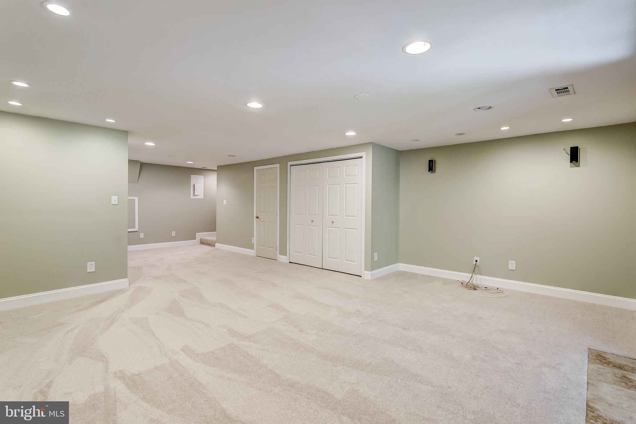 38 Powderock Place Baltimore, MD 21236 - Photo 28 of 42 Family Room - brand NEW carpet