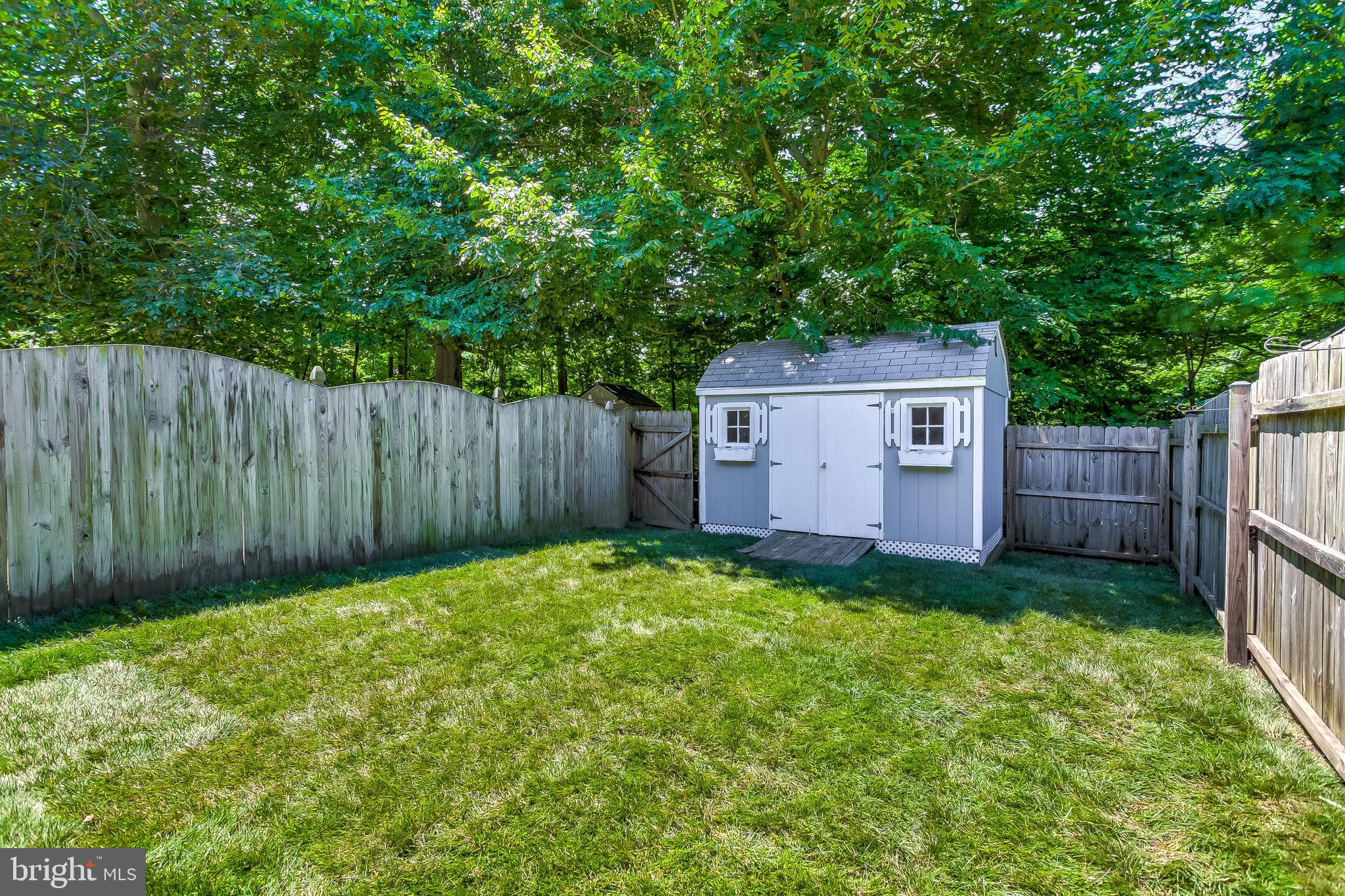 38 Powderock Place Baltimore, MD 21236 - Photo 34 of 42 Fully fenced rear yard with large shed