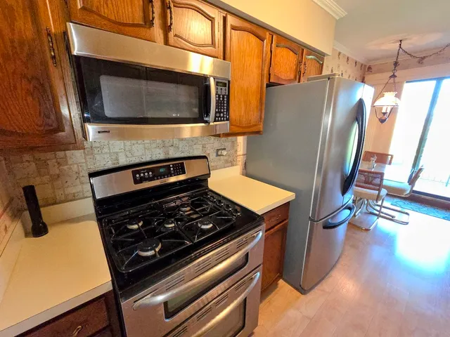 $249,900 | 1-s150 Spring Road, Unit 5B, Oak Brook, IL 60181