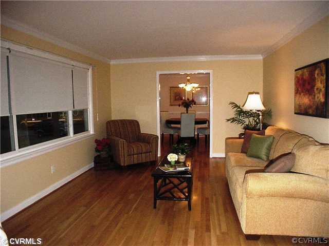 3101 Nahant Road Midlothian, VA 23112 - Photo 2 of 11 Other - Living room with oak floor, picture window