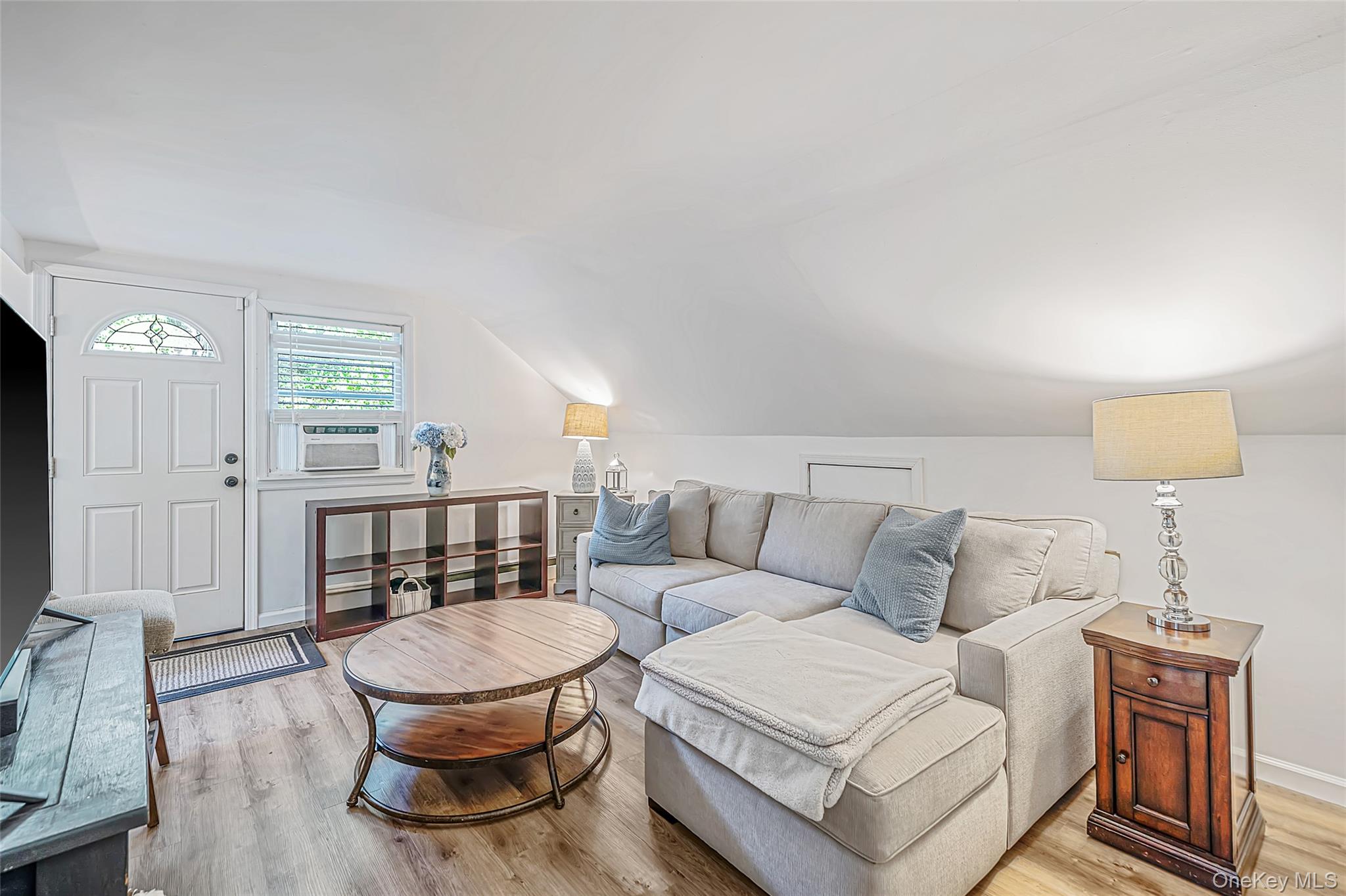 554 Wheeler Road Hauppauge, NY 11788 - Photo 20 of 37 Gallery Image 20