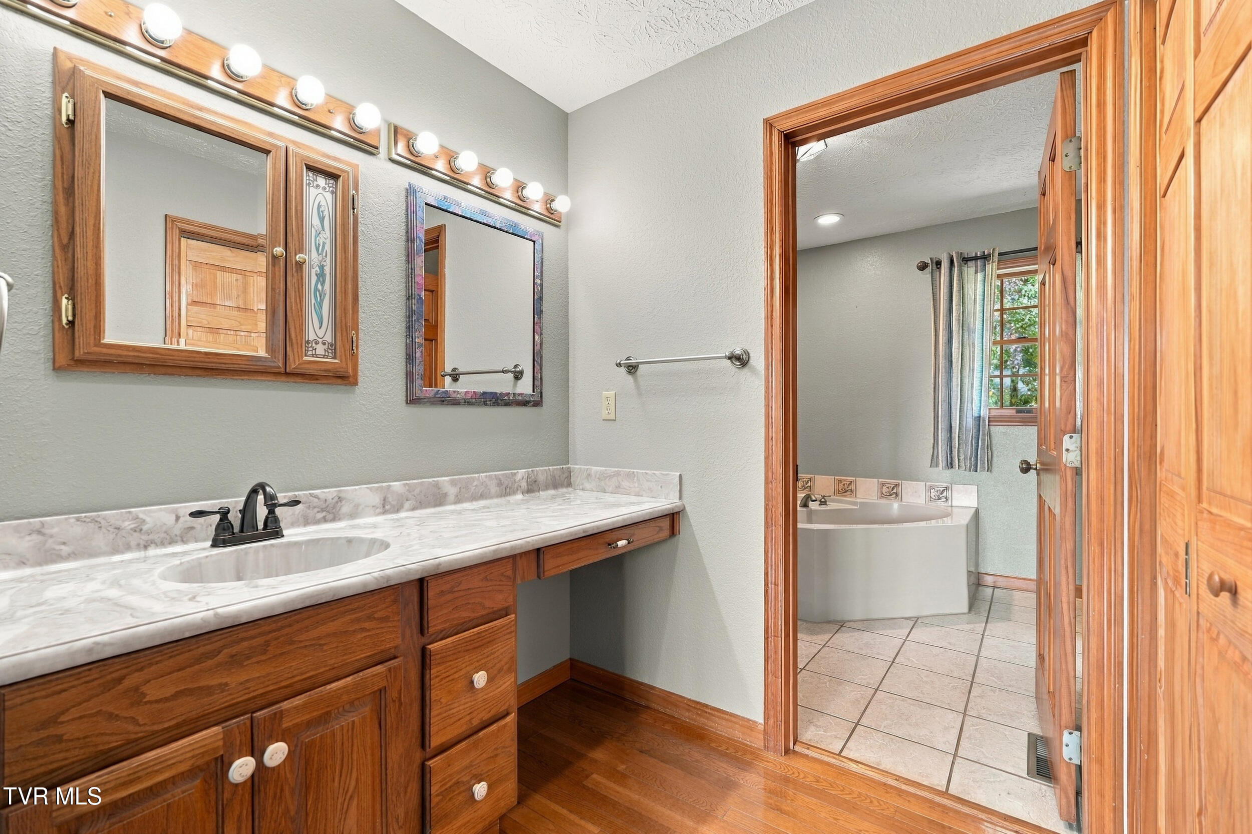 804 Nash Street Southwest Wise, VA 24293 - Photo 5 of 43 PRIMARY BATH