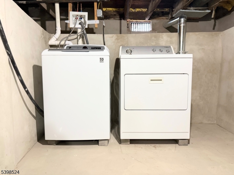 484 Bara Street Brick, NJ 08723 - Photo 12 of 15 a utility room with dryer and washer