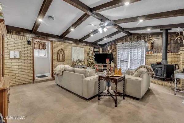 $239,900 | 214 Georgia Street, Batesville, MS 38606