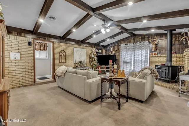 $239,900 | 214 Georgia Street, Batesville, MS 38606