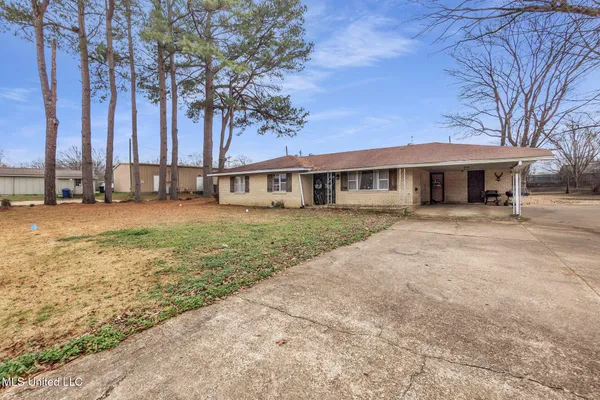 $239,900 | 214 Georgia Street, Batesville, MS 38606