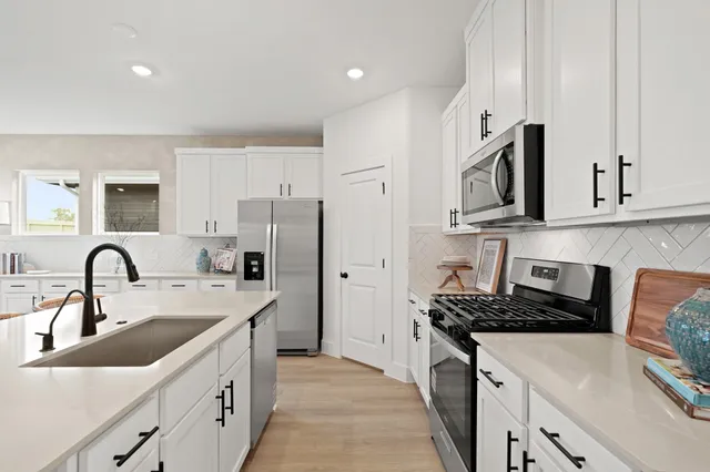 $337,990 | 209 Homestead Court, Dayton, TX 77535