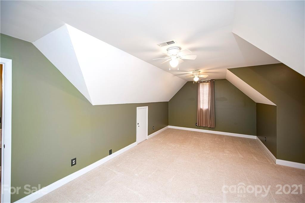 1805 Riva Ridge Court York, SC 29745 - Photo 20 of 43 Gallery Image 20