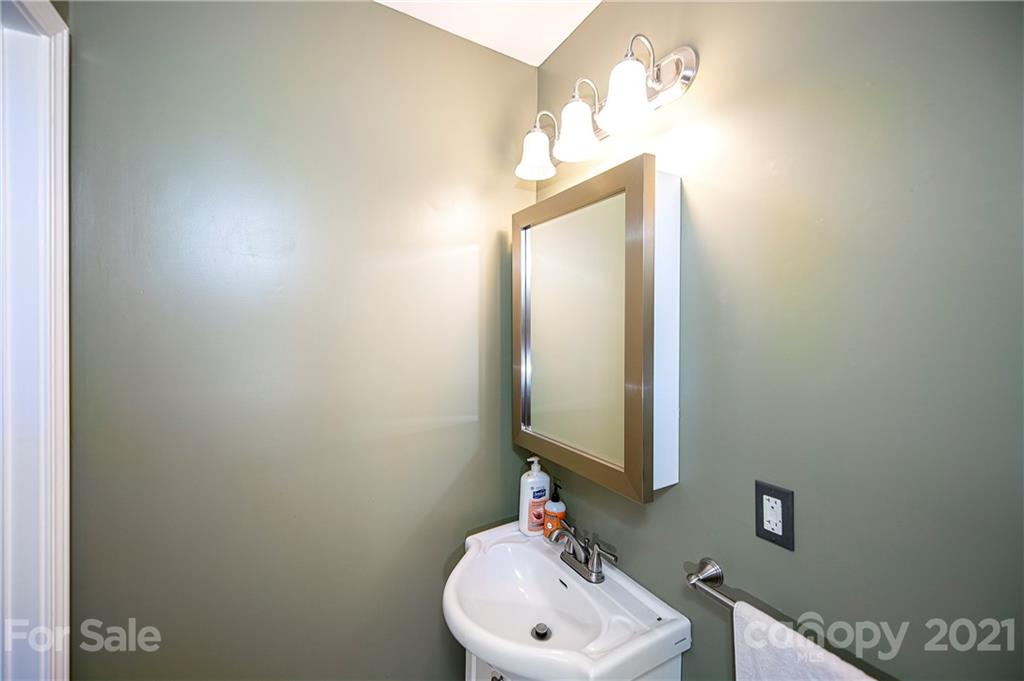 1805 Riva Ridge Court York, SC 29745 - Photo 26 of 43 Gallery Image 26