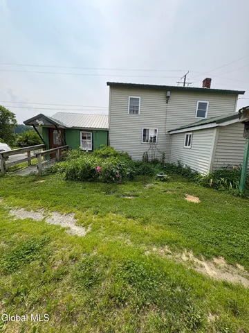 $350,000 | 10 Chestnut Hill Road, White Creek, NY 12057